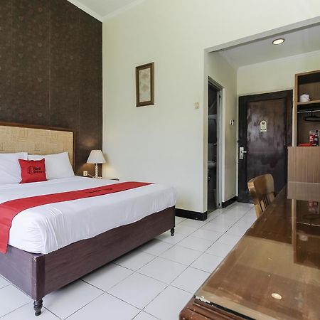 Reddoorz Plus Near Grage City Mall Cirebon Exteriör bild
