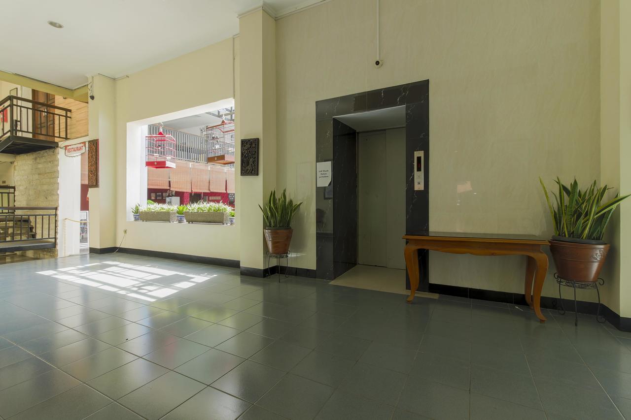 Reddoorz Plus Near Grage City Mall Cirebon Exteriör bild