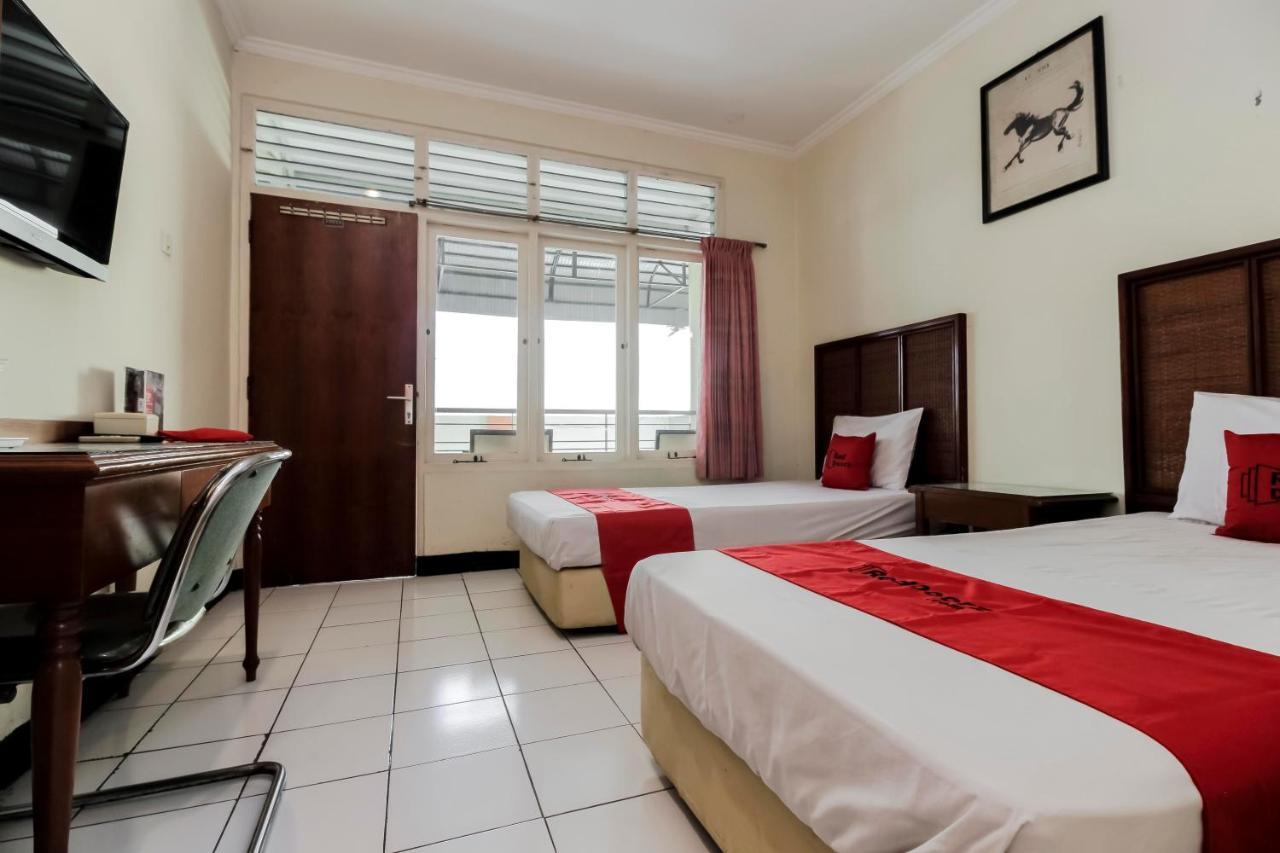 Reddoorz Plus Near Grage City Mall Cirebon Exteriör bild