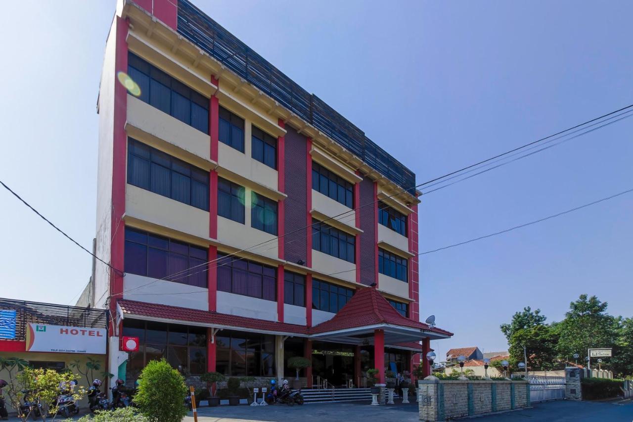 Reddoorz Plus Near Grage City Mall Cirebon Exteriör bild