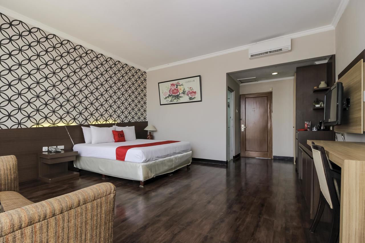 Reddoorz Plus Near Grage City Mall Cirebon Exteriör bild