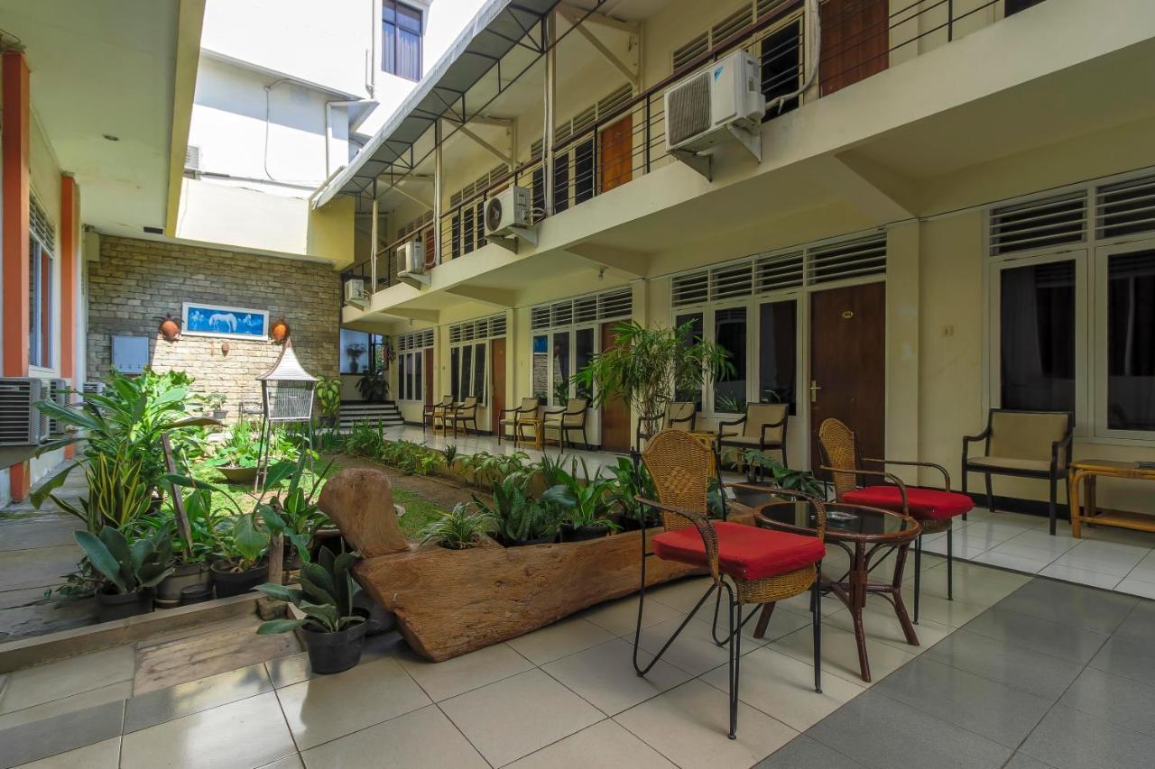 Reddoorz Plus Near Grage City Mall Cirebon Exteriör bild