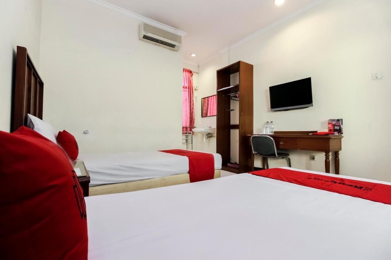 Reddoorz Plus Near Grage City Mall Cirebon Exteriör bild